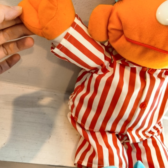 Vintage 1990's Sesame Street Sing and Snore Ernie - Picture 4 of 8